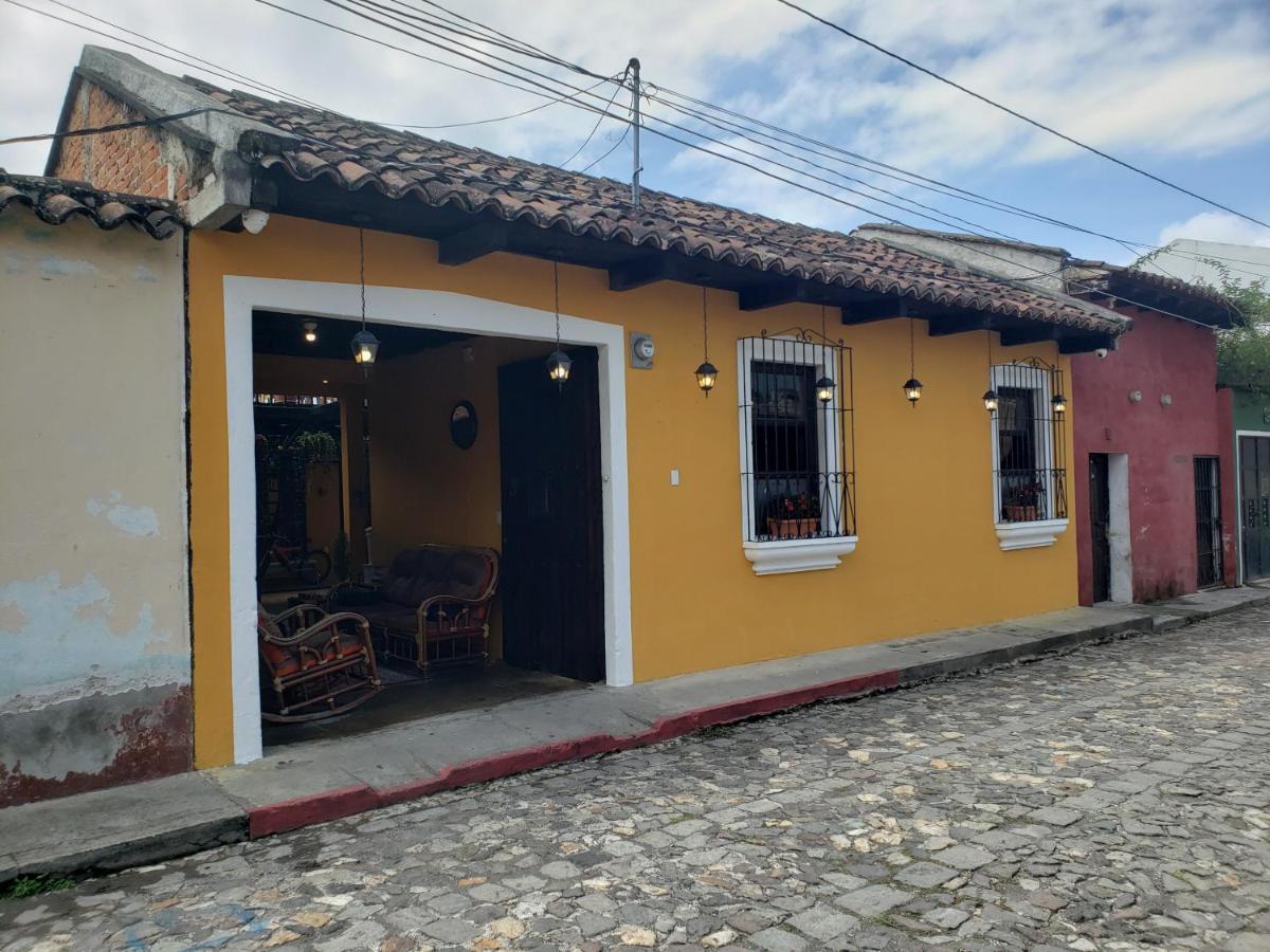 Parrot House Bed & Breakfast Antigua Luaran gambar