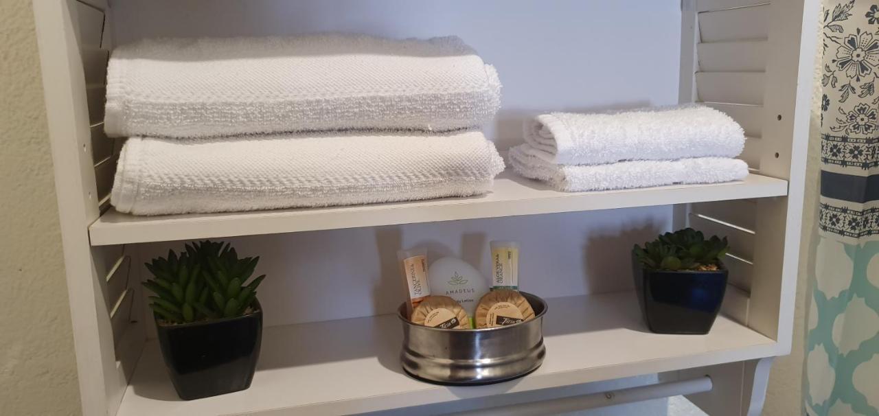 Parrot House Bed & Breakfast Antigua Luaran gambar