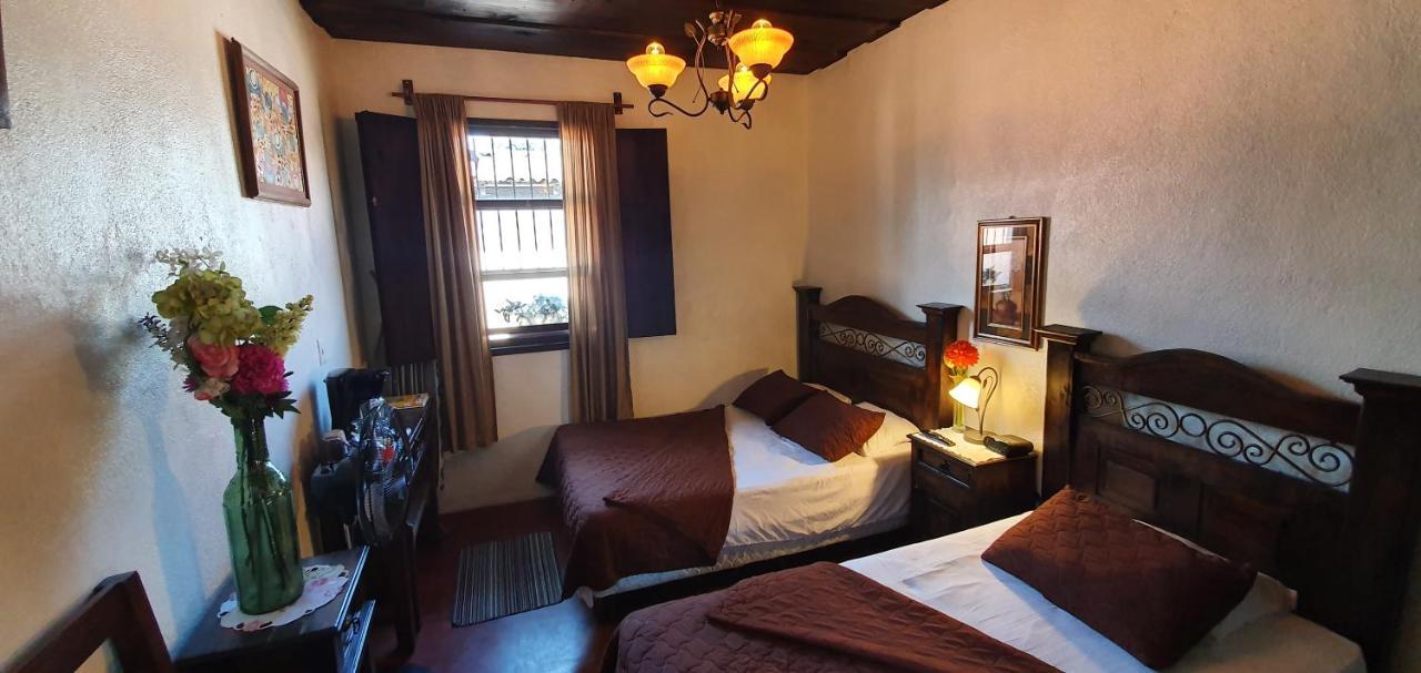 Parrot House Bed & Breakfast Antigua Luaran gambar